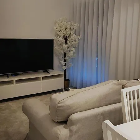 Διαμέρισμα Odivelas Home *