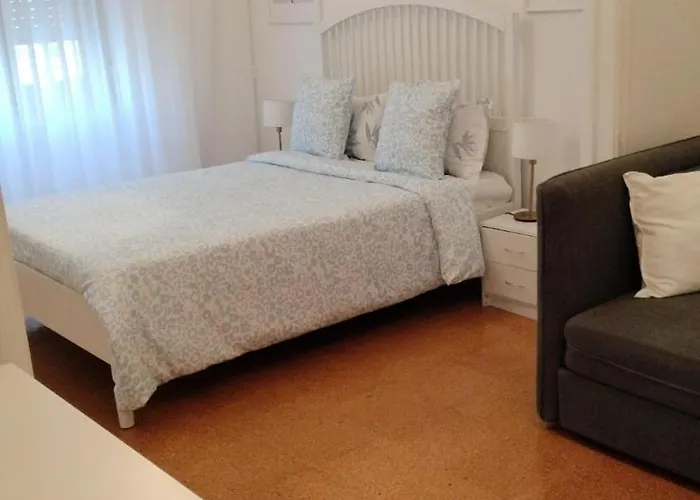 アパート Odivelas Home